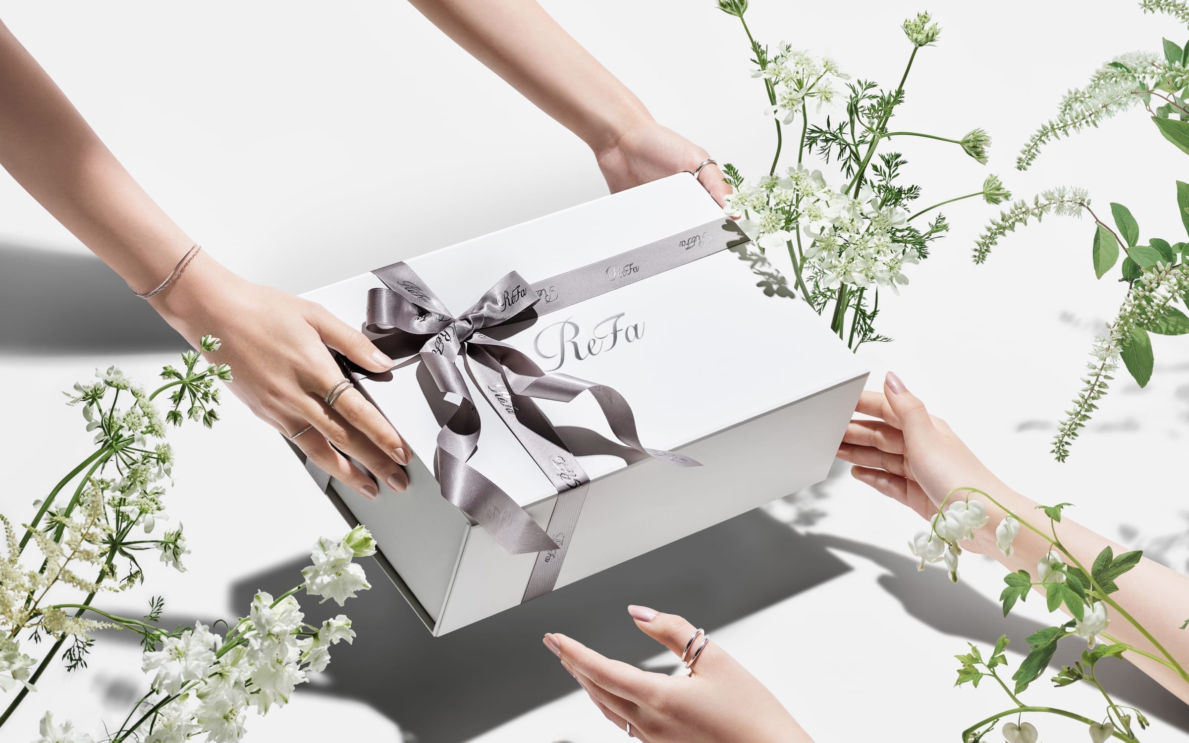 GIFT | ギフト リファを贈る | ReFa（リファ）公式ブランドサイト