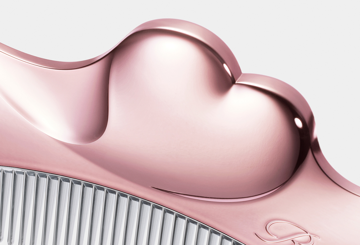 ぷっくリ厚みのあるハートのデザイン