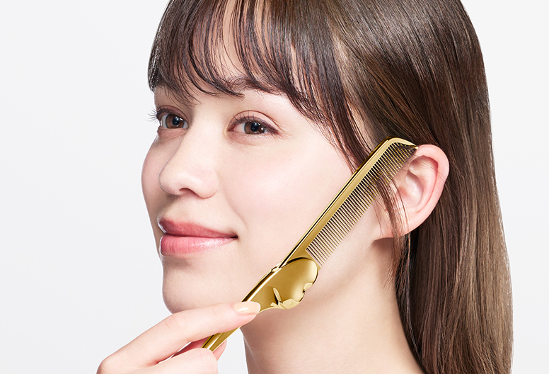 ② サイドの毛をキャッチ