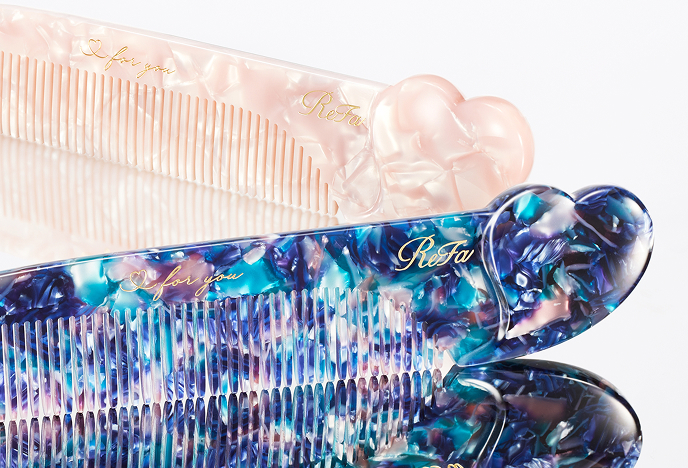 透明感のあるカラフル＆モダンなデザイン