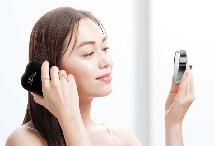 便利なミラー付き