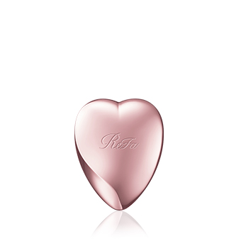 Photo：ReFa HEART BRUSH mini ROSE GOLD