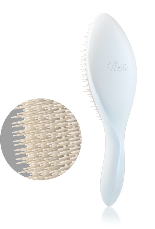 Photo：ReFa AILE BRUSH（Pearl White）