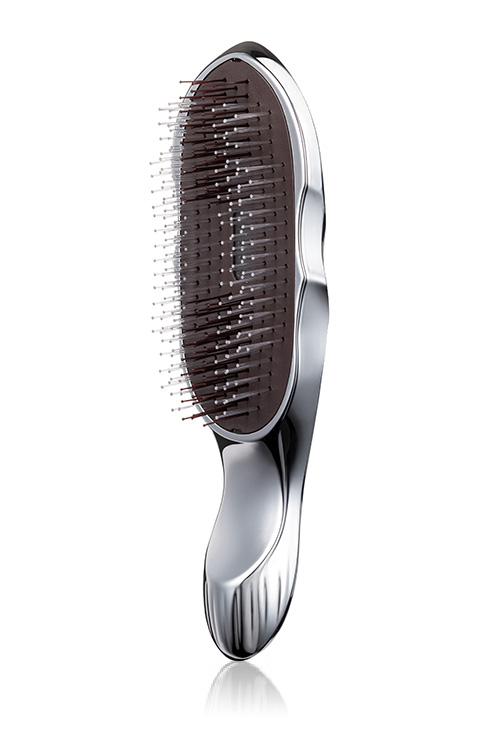 Photo：ReFa ION CARE BRUSH