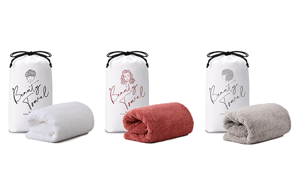 Introducing the ReFa HAIR DRY TOWEL: an ultra-absorbent towel that's extraordinarily gentle on your hair and skin.