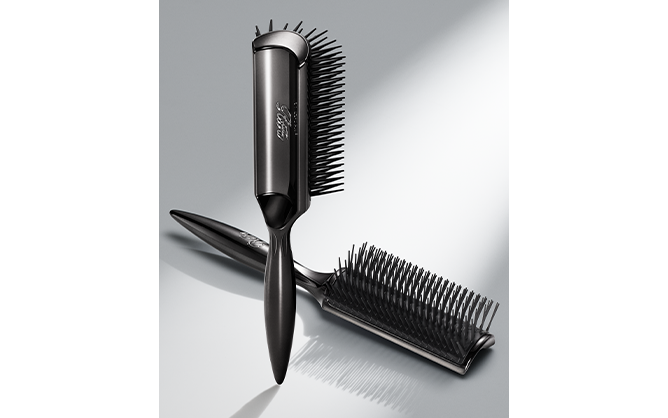 Achieve volume at the roots and smooth at the ends with an effortless blow-dry. “ReFa ARC BRUSH” is released on February 18, 2025.