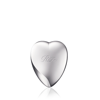 写真：ReFa HEART BRUSH mini SILVER（リファハートブラシミニ シルバー）