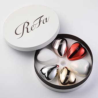 写真：ReFa HEART BRUSH COLLECTION（リファハートブラシコレクション）