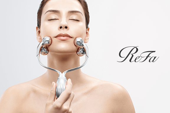 实现左右对称揉捏下颌线、脸颊线的专业美容仪ReFa DOUBLE RAY问世！配合新产品的发售，还将开展ReFa Summer Campaign 2019！